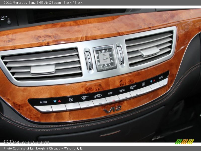 Controls of 2011 S 65 AMG Sedan