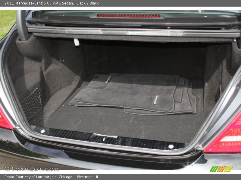  2011 S 65 AMG Sedan Trunk