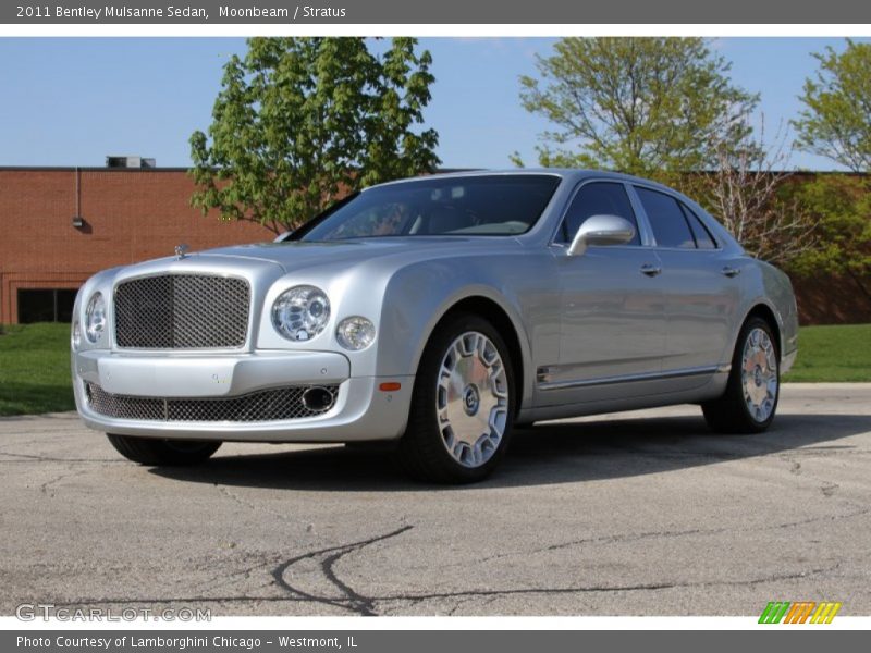 Front 3/4 View of 2011 Mulsanne Sedan