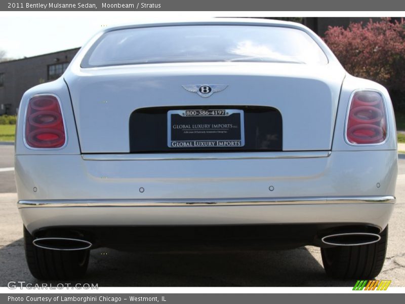 Moonbeam / Stratus 2011 Bentley Mulsanne Sedan