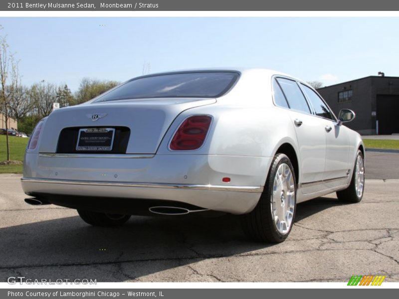 Moonbeam / Stratus 2011 Bentley Mulsanne Sedan
