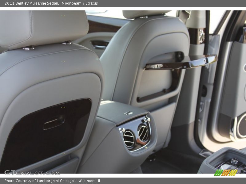 Moonbeam / Stratus 2011 Bentley Mulsanne Sedan