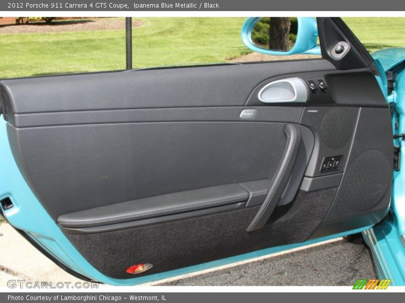 Door Panel of 2012 911 Carrera 4 GTS Coupe