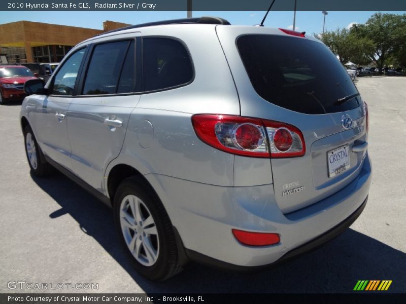 Radiant Silver / Gray 2010 Hyundai Santa Fe GLS