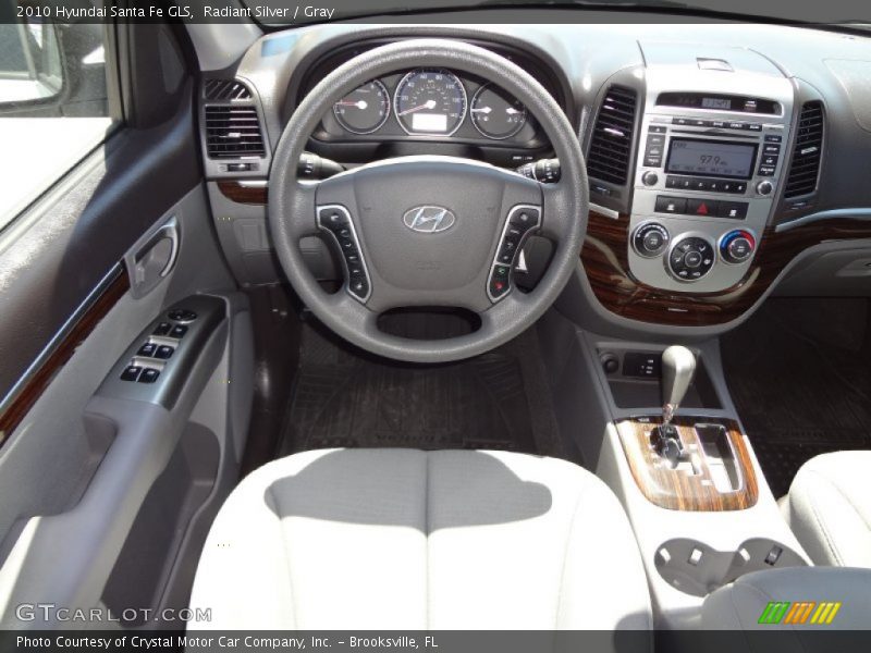 Radiant Silver / Gray 2010 Hyundai Santa Fe GLS