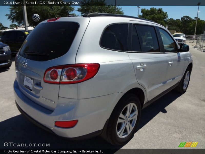 Radiant Silver / Gray 2010 Hyundai Santa Fe GLS