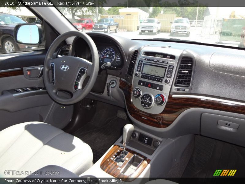 Radiant Silver / Gray 2010 Hyundai Santa Fe GLS