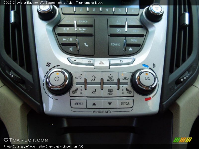 Summit White / Light Titanium/Jet Black 2012 Chevrolet Equinox LT