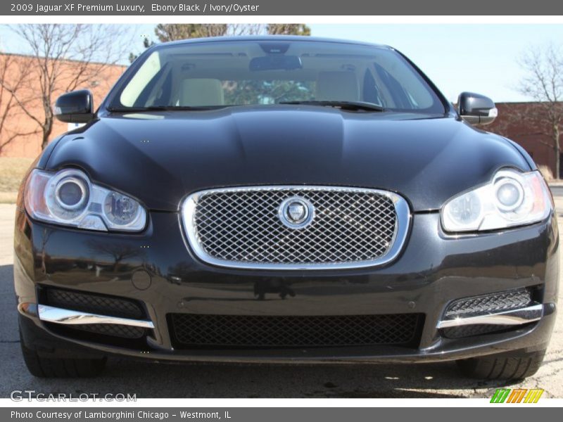 Ebony Black / Ivory/Oyster 2009 Jaguar XF Premium Luxury