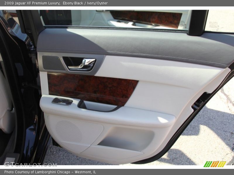 Ebony Black / Ivory/Oyster 2009 Jaguar XF Premium Luxury
