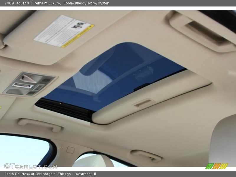 Ebony Black / Ivory/Oyster 2009 Jaguar XF Premium Luxury