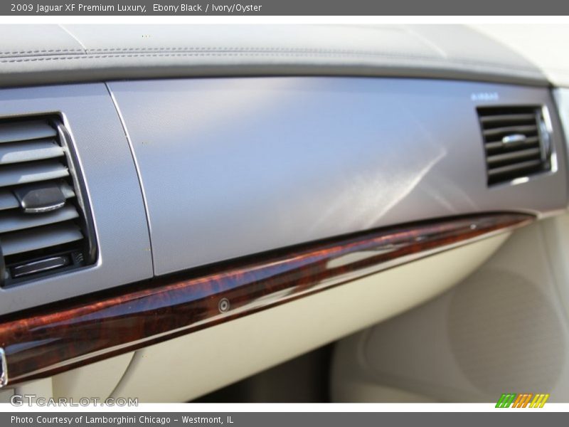 Ebony Black / Ivory/Oyster 2009 Jaguar XF Premium Luxury