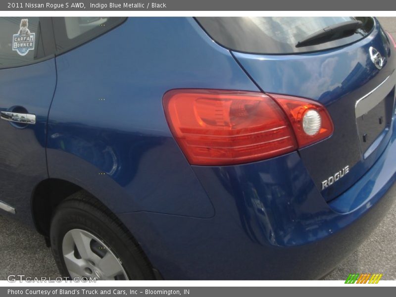 Indigo Blue Metallic / Black 2011 Nissan Rogue S AWD
