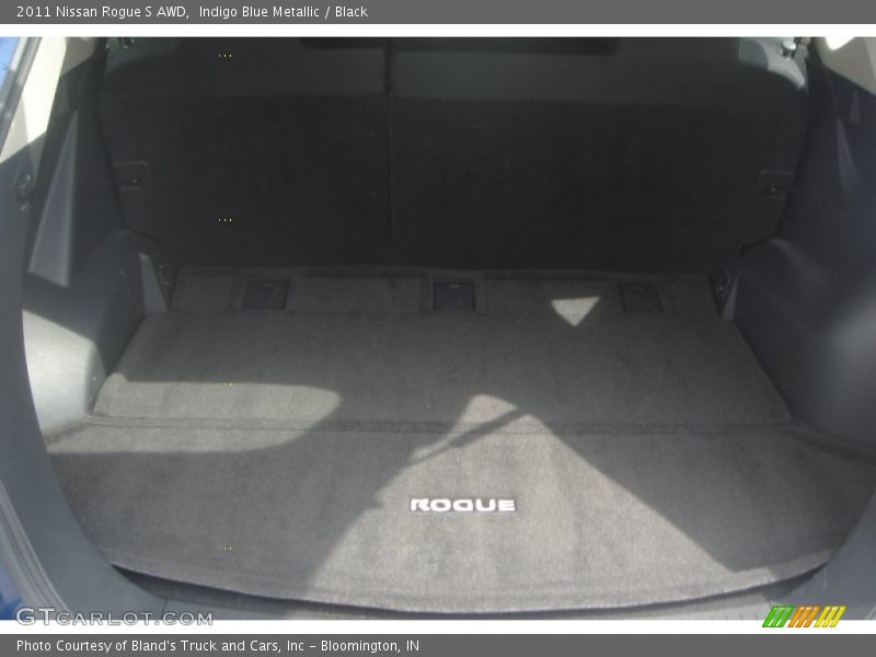 Indigo Blue Metallic / Black 2011 Nissan Rogue S AWD