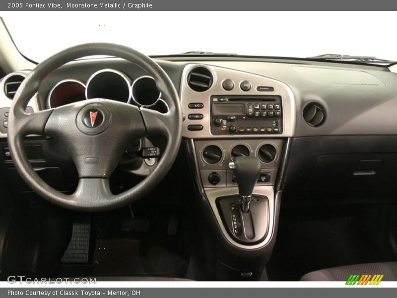 Moonstone Metallic / Graphite 2005 Pontiac Vibe