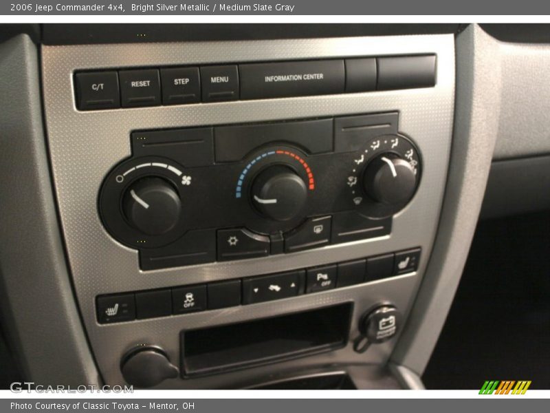 Bright Silver Metallic / Medium Slate Gray 2006 Jeep Commander 4x4