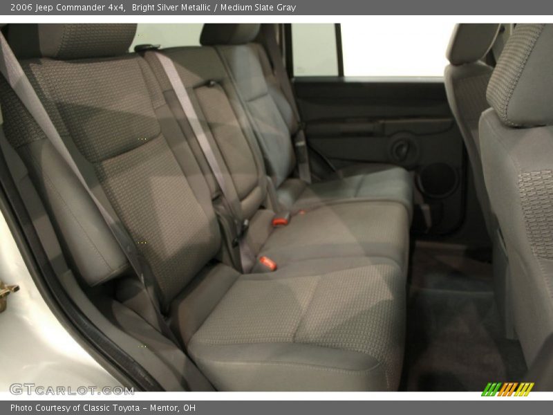Bright Silver Metallic / Medium Slate Gray 2006 Jeep Commander 4x4