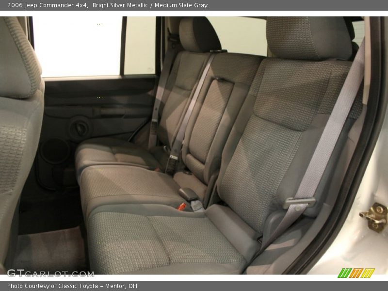 Bright Silver Metallic / Medium Slate Gray 2006 Jeep Commander 4x4