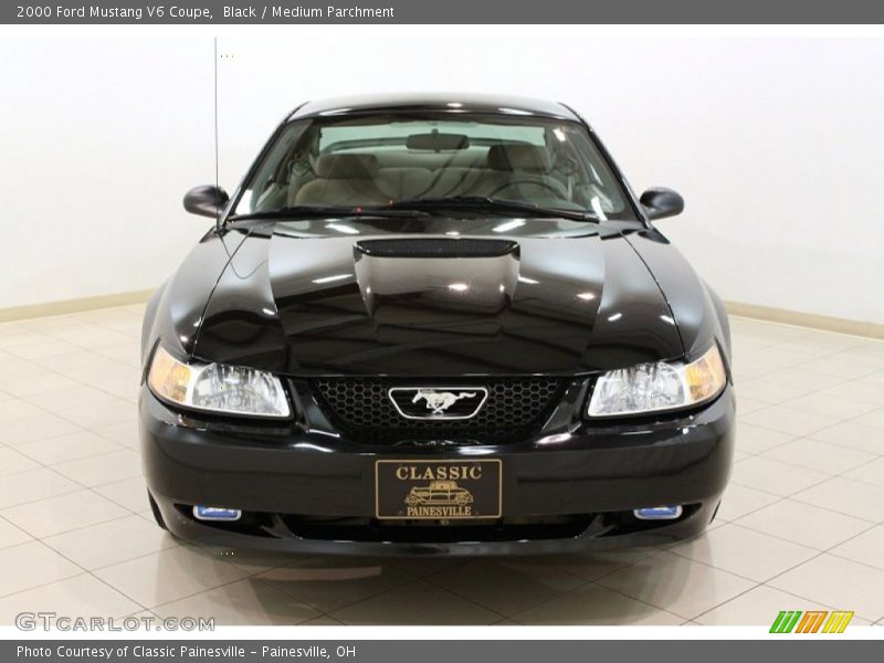Black / Medium Parchment 2000 Ford Mustang V6 Coupe