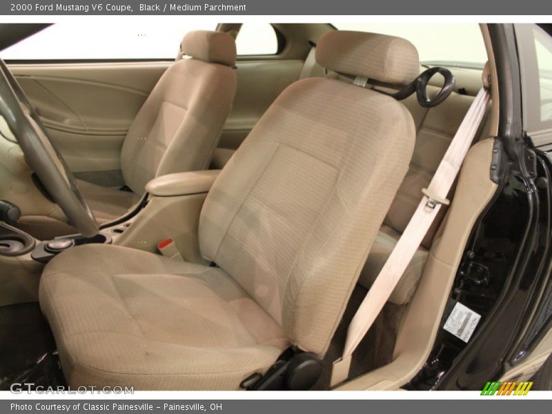 Black / Medium Parchment 2000 Ford Mustang V6 Coupe