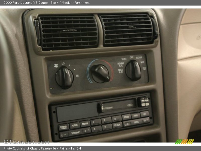 Controls of 2000 Mustang V6 Coupe