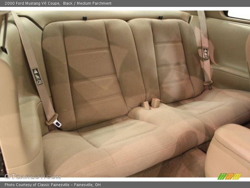 Black / Medium Parchment 2000 Ford Mustang V6 Coupe