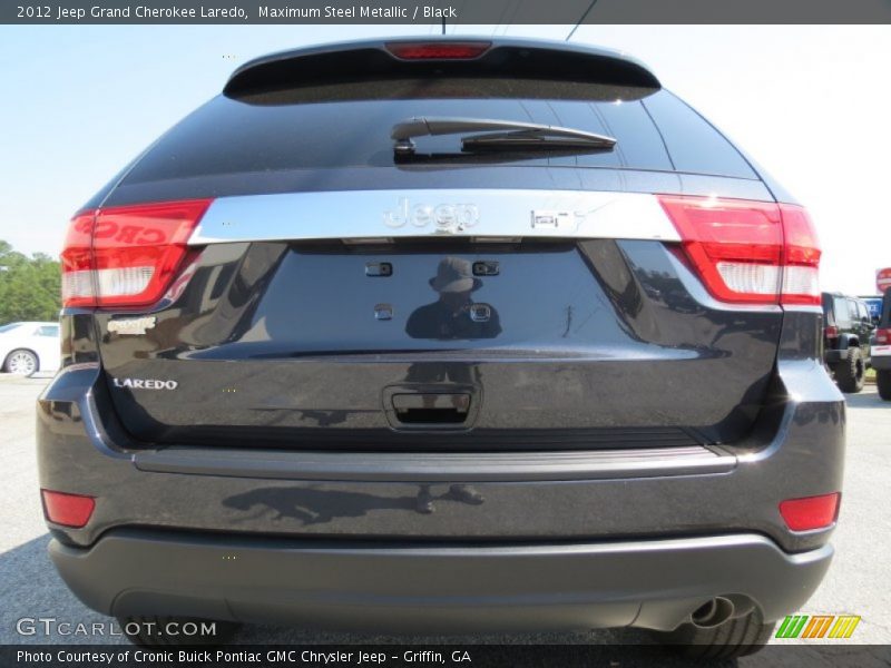 Maximum Steel Metallic / Black 2012 Jeep Grand Cherokee Laredo