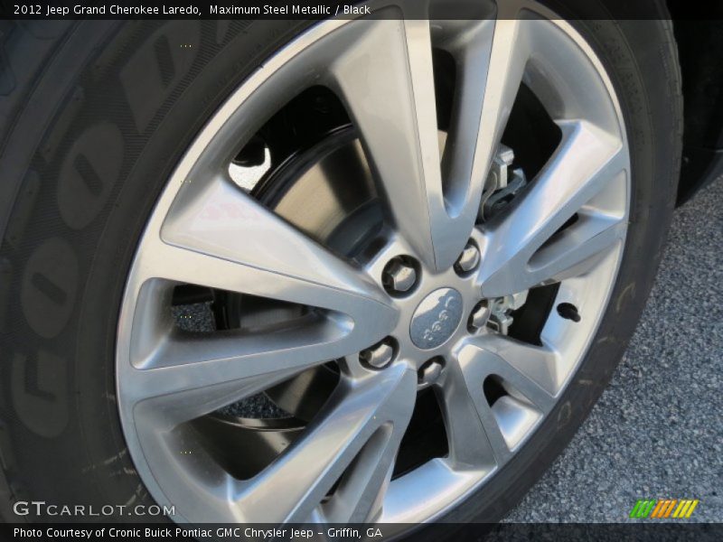 Maximum Steel Metallic / Black 2012 Jeep Grand Cherokee Laredo