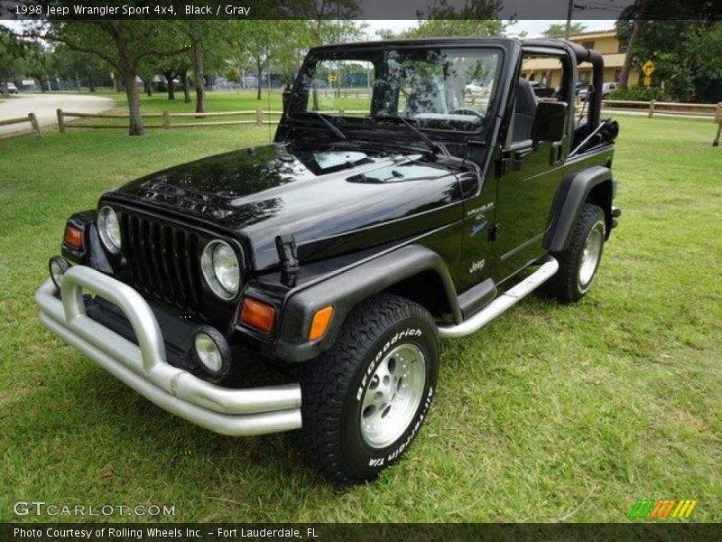Black / Gray 1998 Jeep Wrangler Sport 4x4
