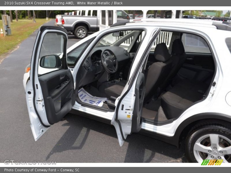 White Water Metallic / Black 2010 Suzuki SX4 Crossover Touring AWD