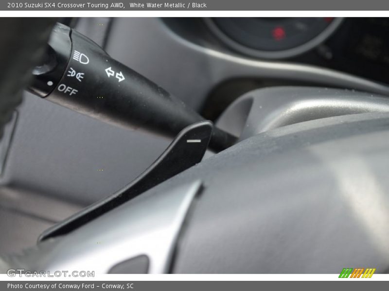 White Water Metallic / Black 2010 Suzuki SX4 Crossover Touring AWD