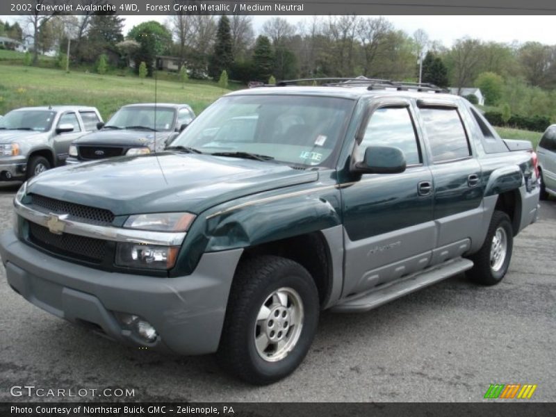Forest Green Metallic / Medium Neutral 2002 Chevrolet Avalanche 4WD