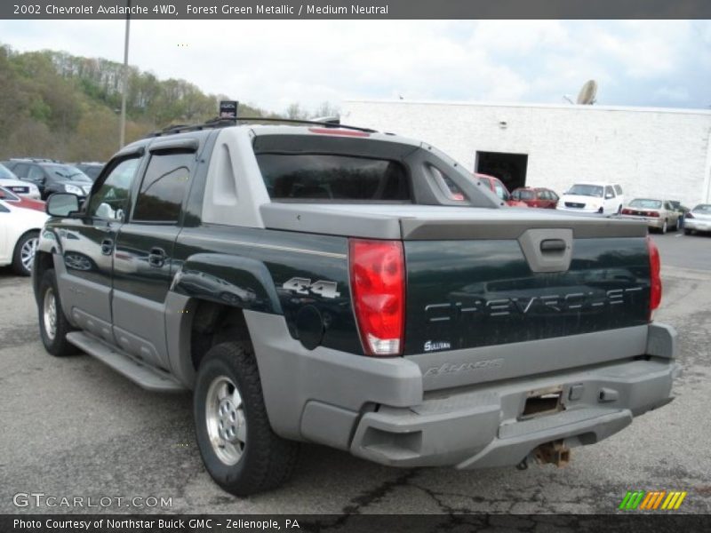 Forest Green Metallic / Medium Neutral 2002 Chevrolet Avalanche 4WD