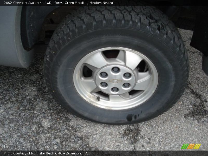Forest Green Metallic / Medium Neutral 2002 Chevrolet Avalanche 4WD