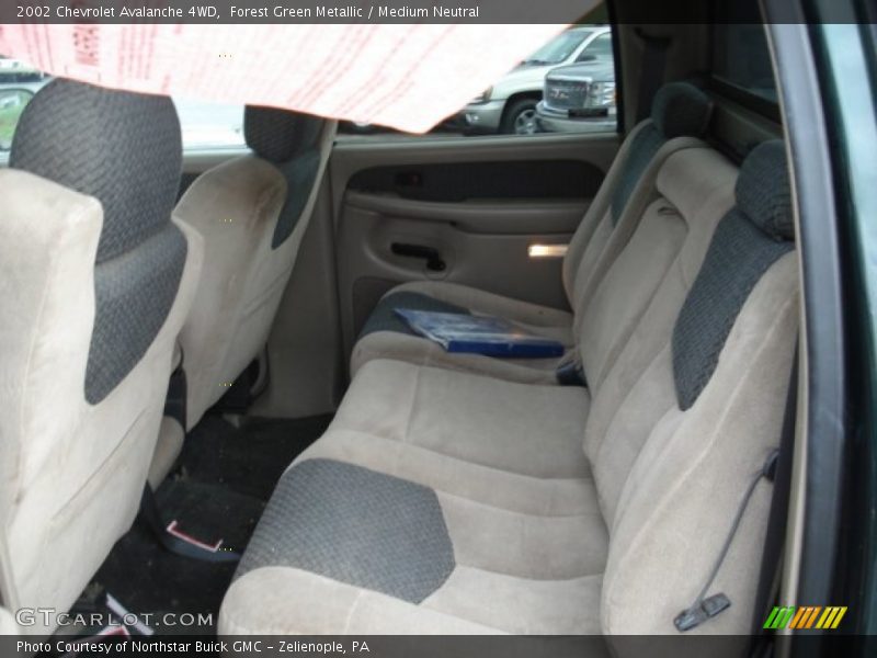 Forest Green Metallic / Medium Neutral 2002 Chevrolet Avalanche 4WD