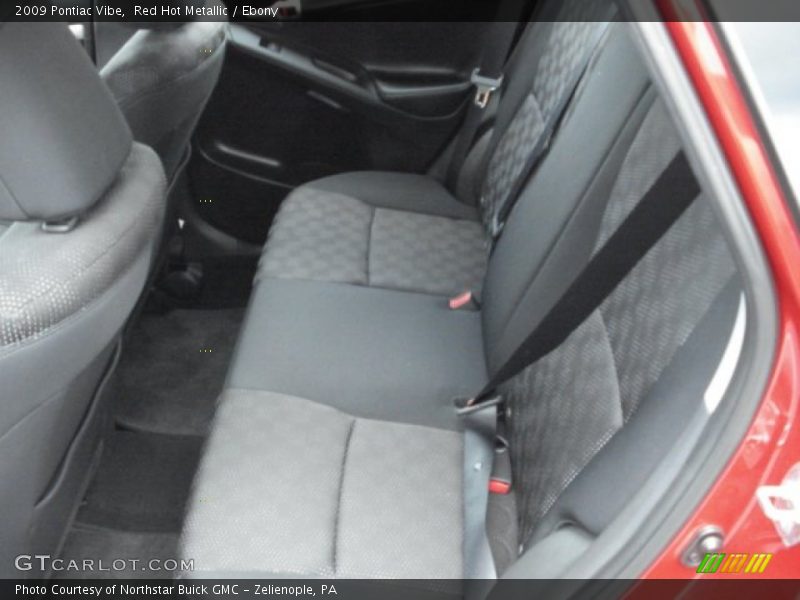 Red Hot Metallic / Ebony 2009 Pontiac Vibe