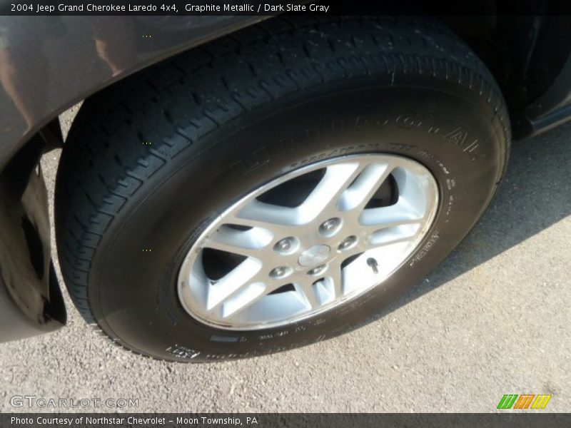 Graphite Metallic / Dark Slate Gray 2004 Jeep Grand Cherokee Laredo 4x4