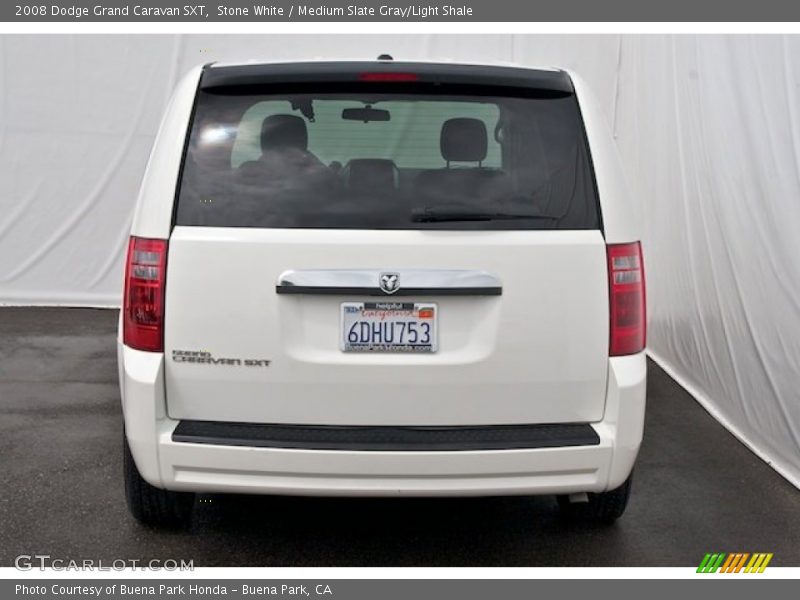 Stone White / Medium Slate Gray/Light Shale 2008 Dodge Grand Caravan SXT