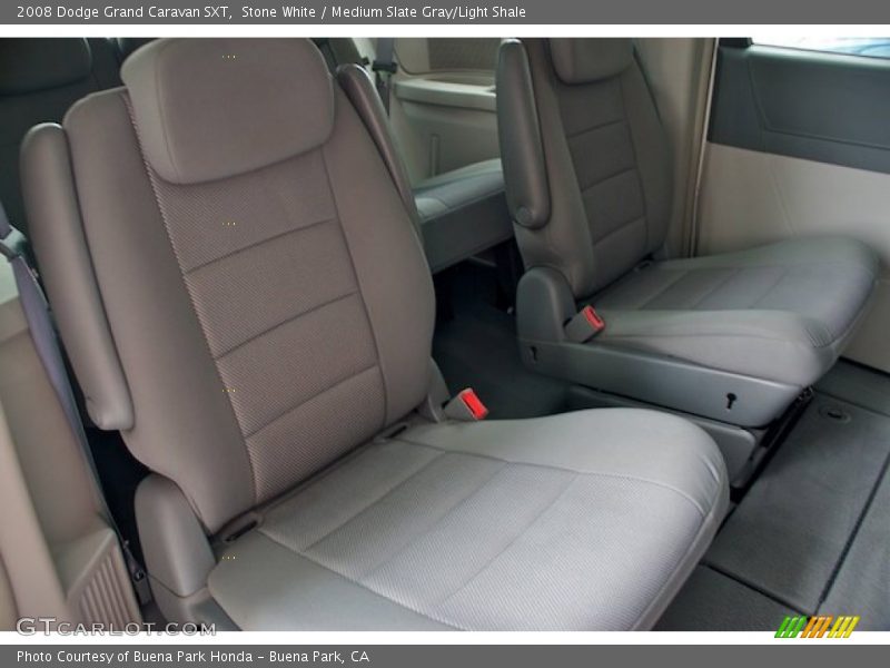 Stone White / Medium Slate Gray/Light Shale 2008 Dodge Grand Caravan SXT