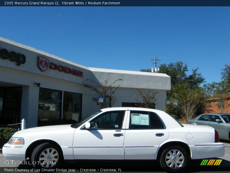 Vibrant White / Medium Parchment 2005 Mercury Grand Marquis LS