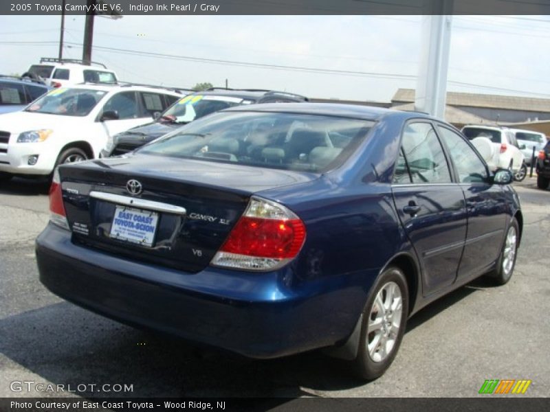 Indigo Ink Pearl / Gray 2005 Toyota Camry XLE V6