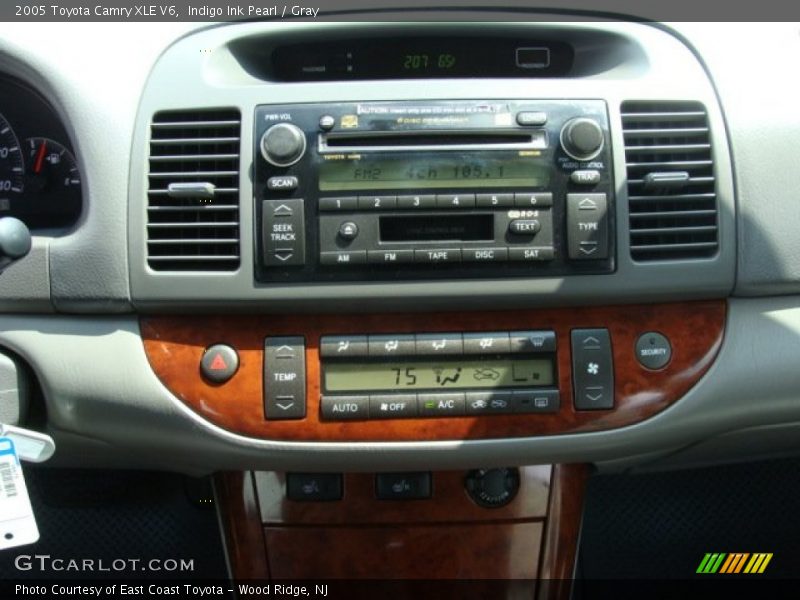 Indigo Ink Pearl / Gray 2005 Toyota Camry XLE V6