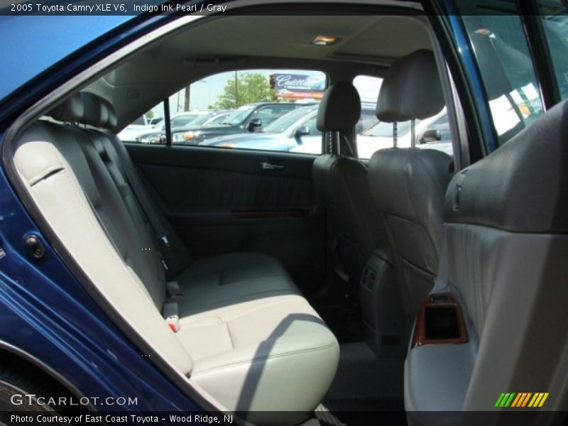 Indigo Ink Pearl / Gray 2005 Toyota Camry XLE V6