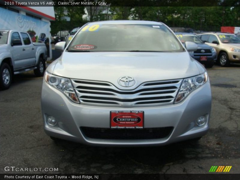 Classic Silver Metallic / Gray 2010 Toyota Venza V6 AWD