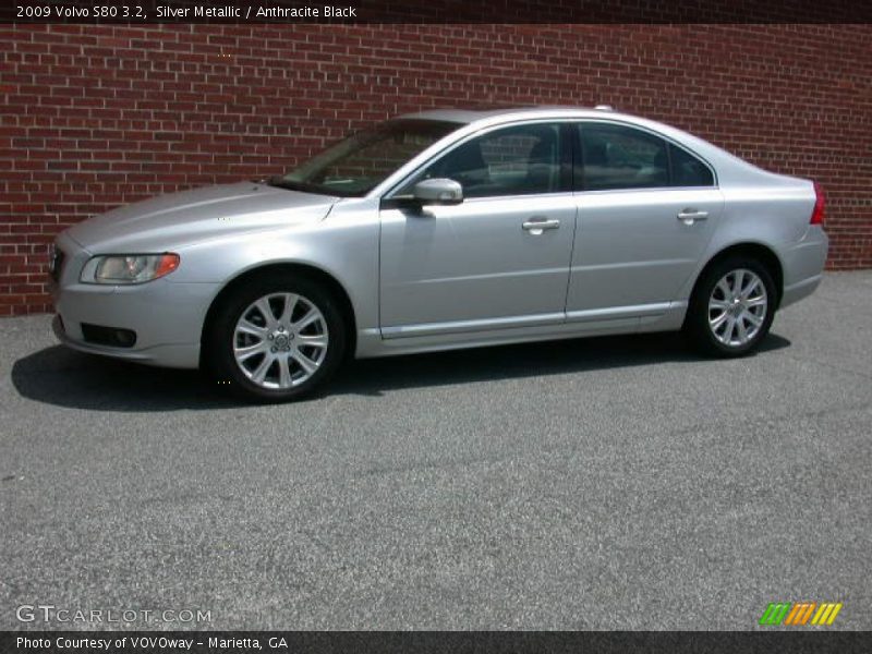 Silver Metallic / Anthracite Black 2009 Volvo S80 3.2