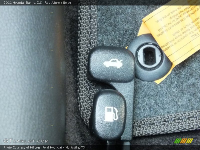 Red Allure / Beige 2011 Hyundai Elantra GLS