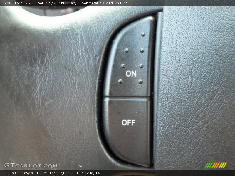 Silver Metallic / Medium Flint 2005 Ford F250 Super Duty XL Crew Cab