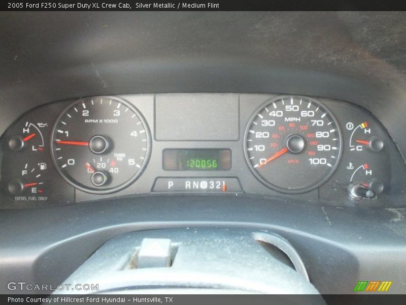 Silver Metallic / Medium Flint 2005 Ford F250 Super Duty XL Crew Cab