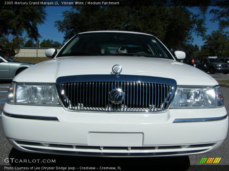 Vibrant White / Medium Parchment 2005 Mercury Grand Marquis LS