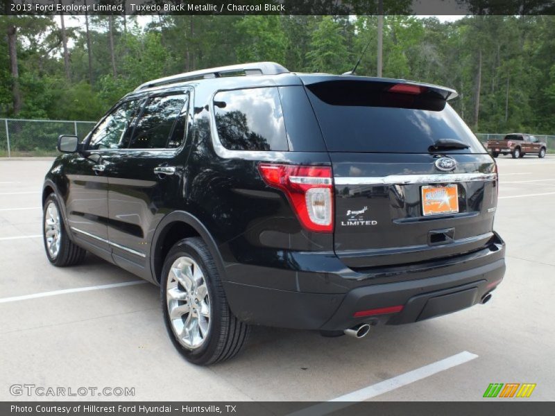 Tuxedo Black Metallic / Charcoal Black 2013 Ford Explorer Limited